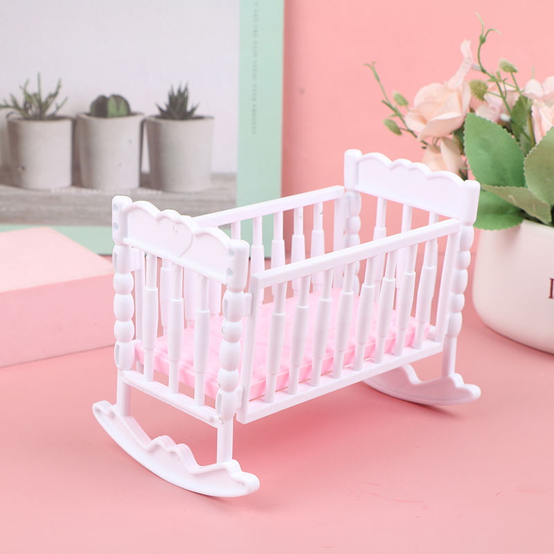Mini hochet pour bébé rose et  - Baby Nursery Dolls avis et prix